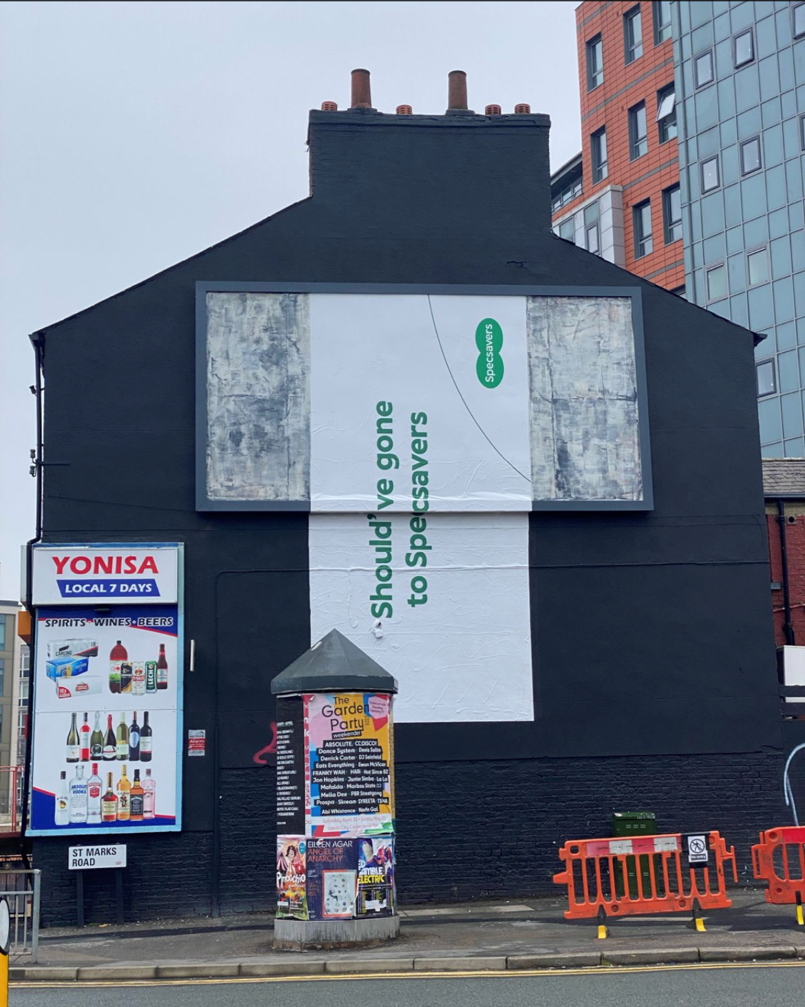 Specsavers OOH